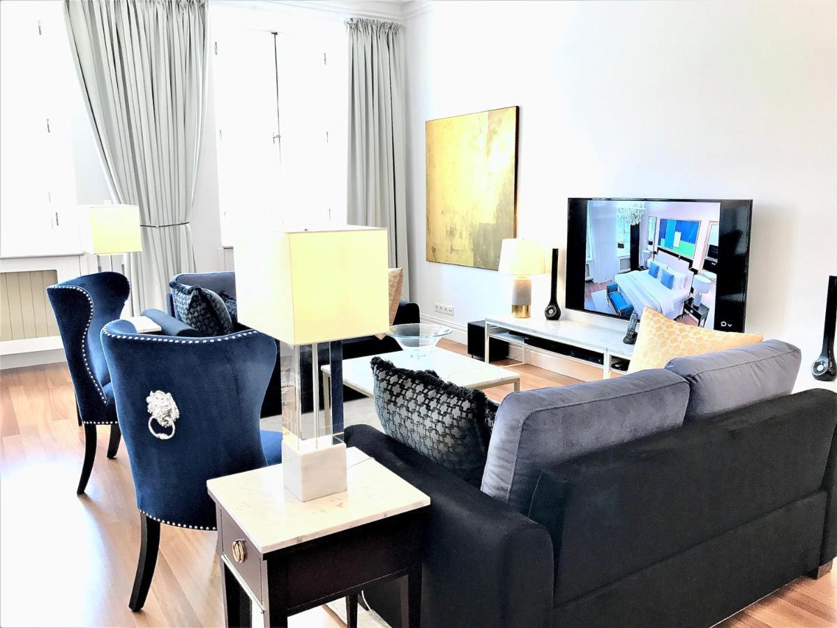 Mondrian Luxury Suites & Apartments Market Square I วอร์ซอ ภายนอก รูปภาพ