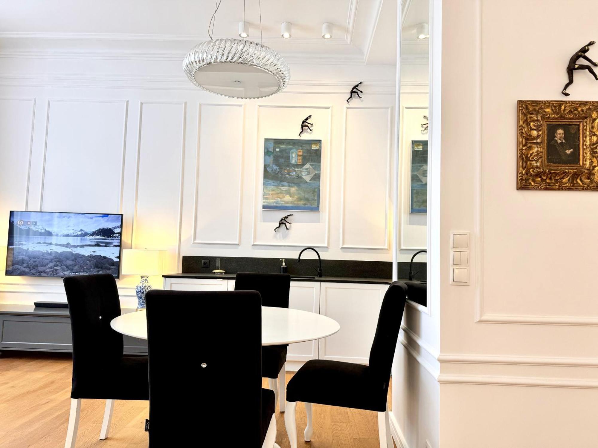 Mondrian Luxury Suites & Apartments Market Square I วอร์ซอ ภายนอก รูปภาพ